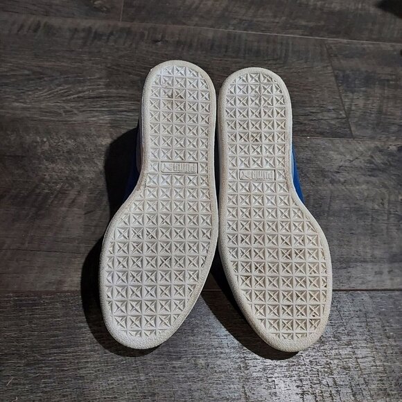 Puma Light Blue Suede Sneakers Ladies 6.5 USA With Dark Blue Side Accent - Picture 6 of 11